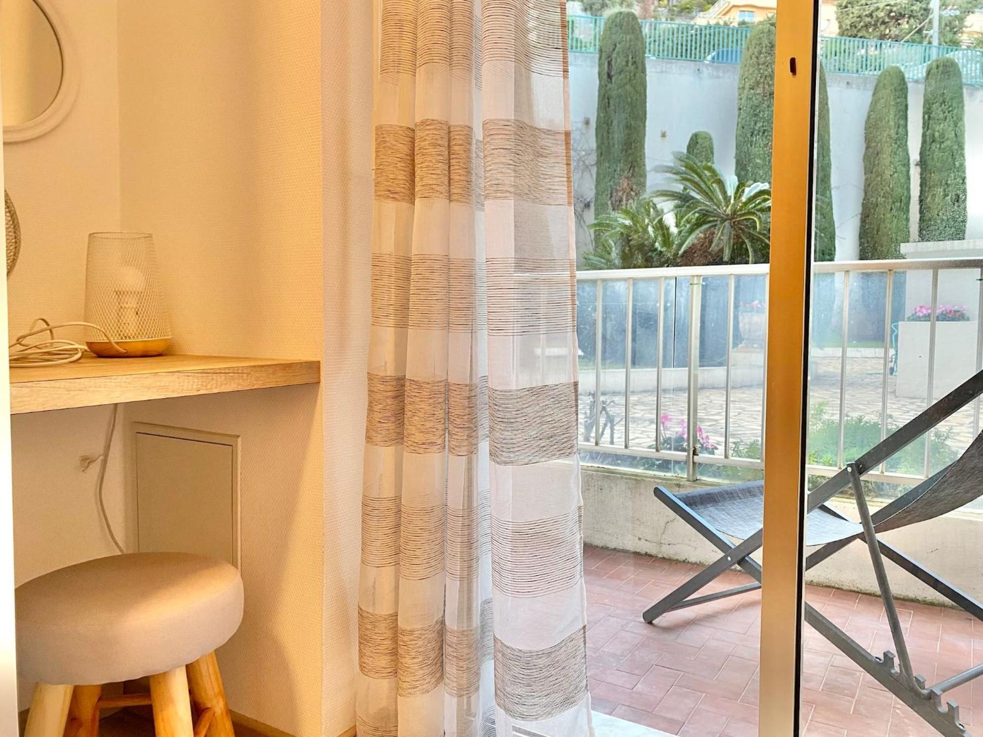 "Le Reve Eveille", Vue Mer, Garage Menton Bagian luar foto